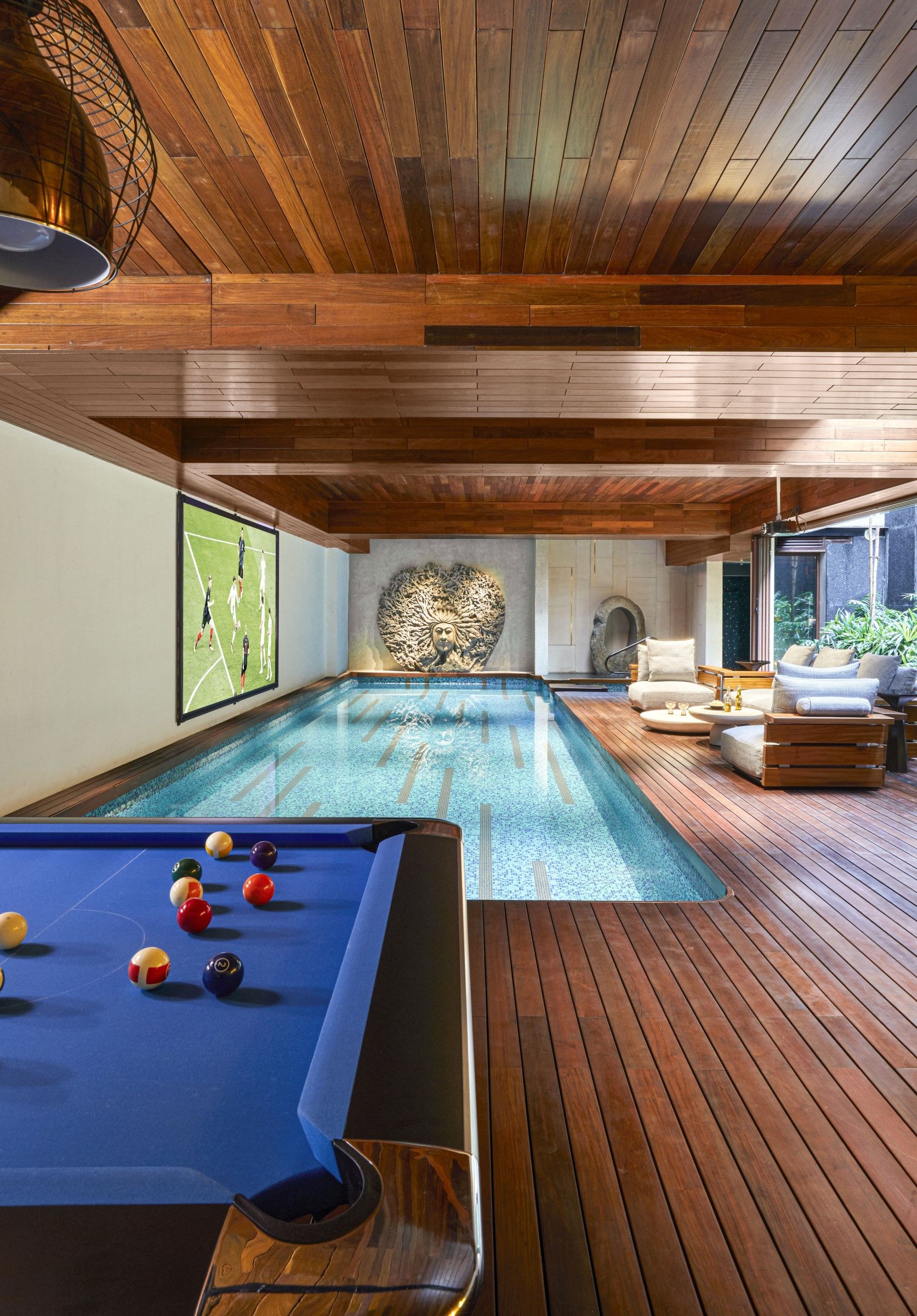 Temperature-controlled pool and lounge deck, House of Four Seasons